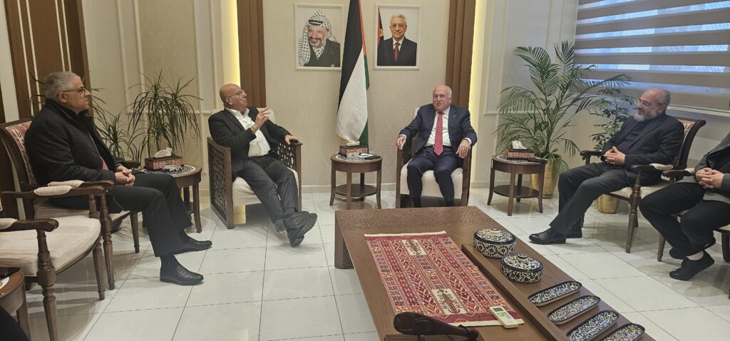 استلام الإدارة الجديدة للمجلس التنسيقي لمؤسسات القطاع الخاص الفلسطيني